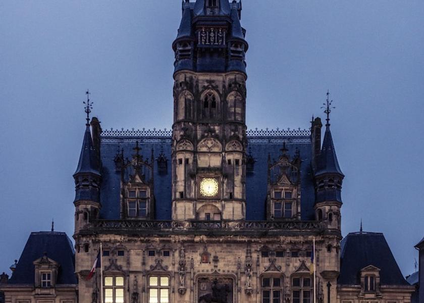 Hauts-de-France Villers-Saint-Paul Exterior Detail