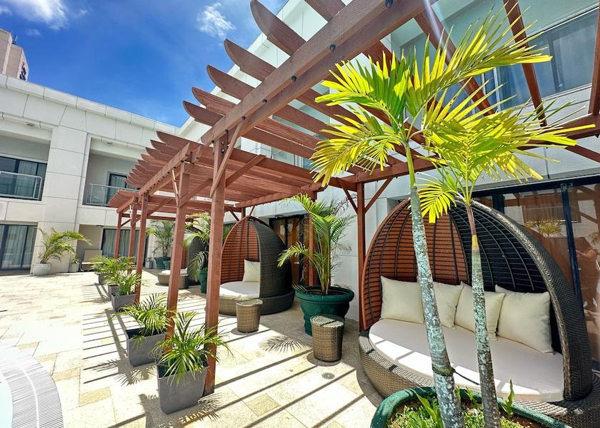  Tamuning Pool