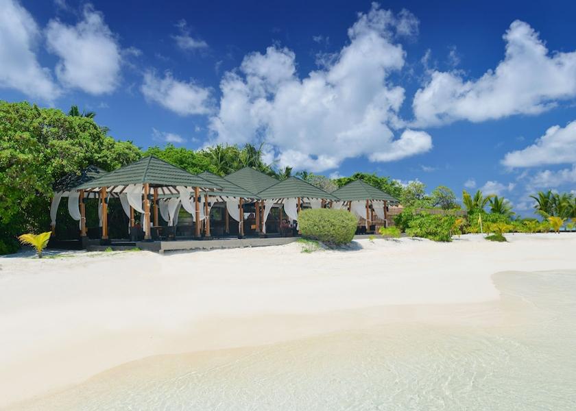 Raa Atoll Meedhupparu Beach