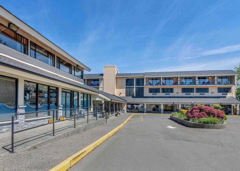 British Columbia Parksville Exterior Detail