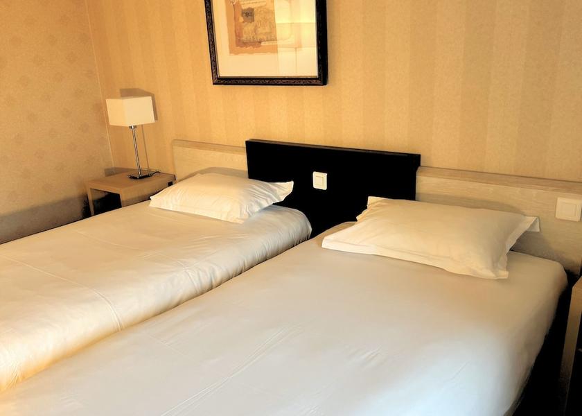 Île-de-France Roissy-en-France Room