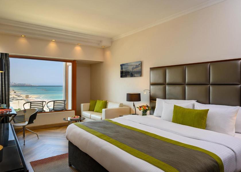  Tel Aviv Premium Room with Balcony and Partial Sea View