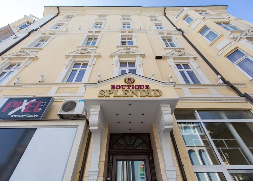  Varna Porch