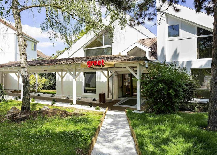 Ile-de-France Villeneuve-la-Garenne Exterior Detail