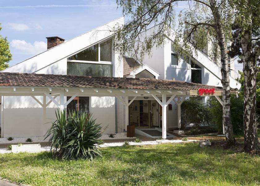 Île-de-France Villeneuve-la-Garenne Front of property