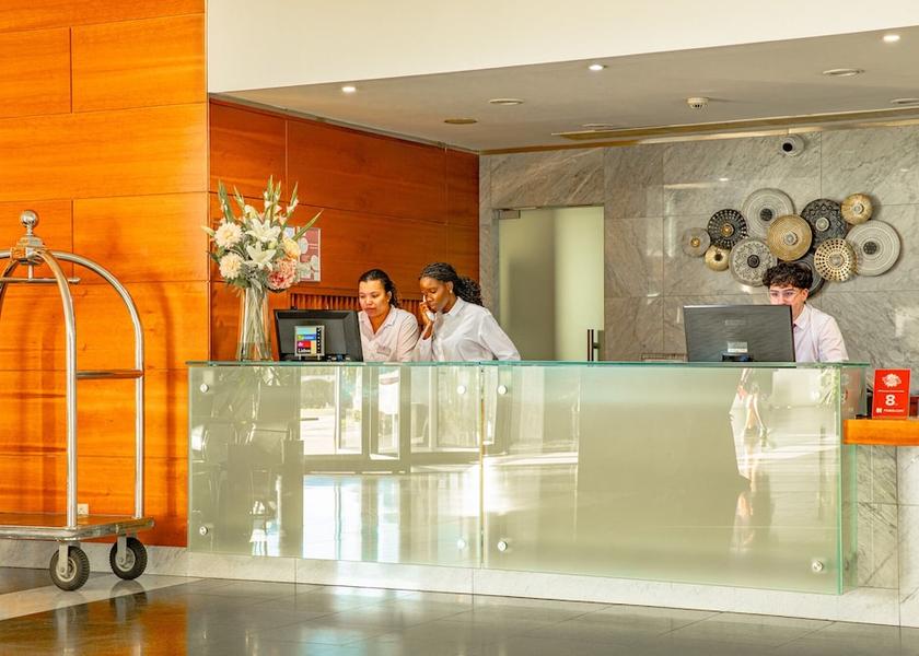  Loures Reception