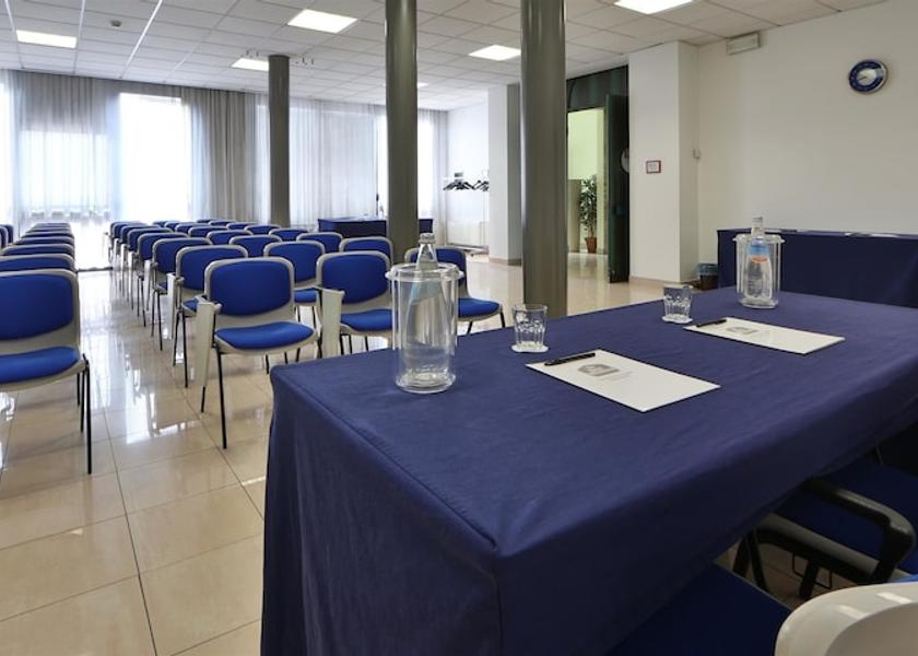 Veneto San Bonifacio Meeting Room