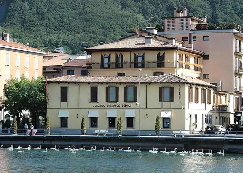 Lombardy Sarnico Hotel Exterior