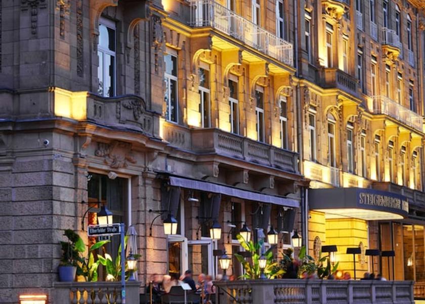 North Rhine-Westphalia Düsseldorf Restaurant