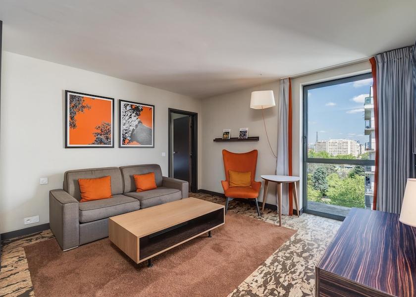 Ile-de-France Boulogne-Billancourt Room