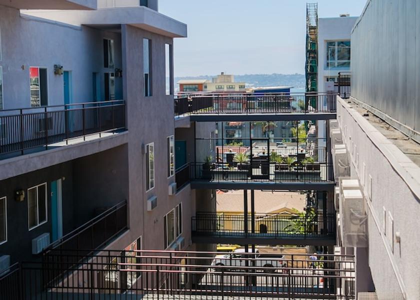 California San Diego Exterior detail