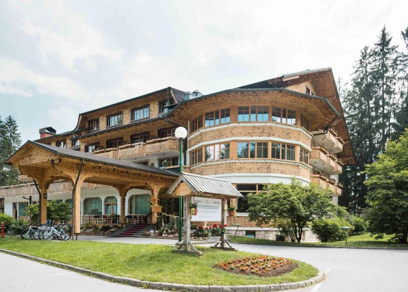  Bled entrance