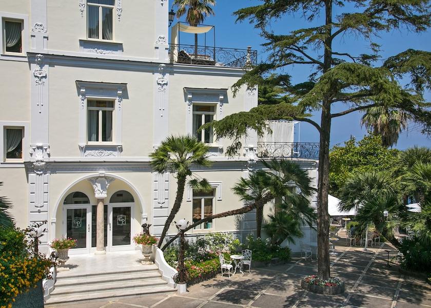 Campania Capri Entrance