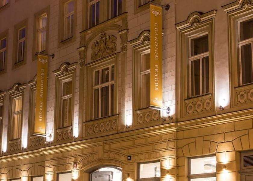  Prague Front of property - evening/night