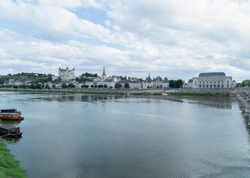 Pays de la Loire Saumur Lake