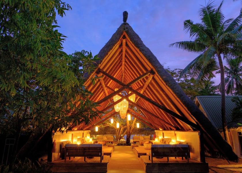 Western Division Malolo Island Exterior Detail