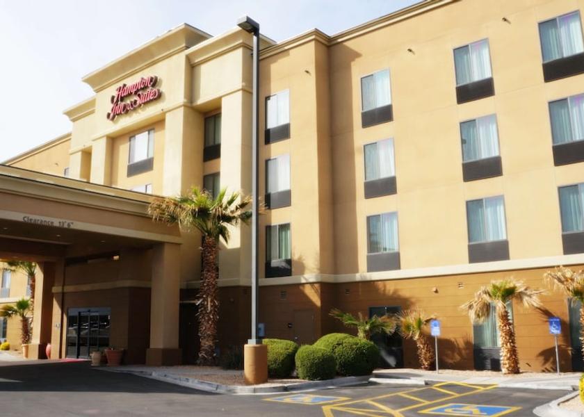 Arizona Kingman Exterior Detail