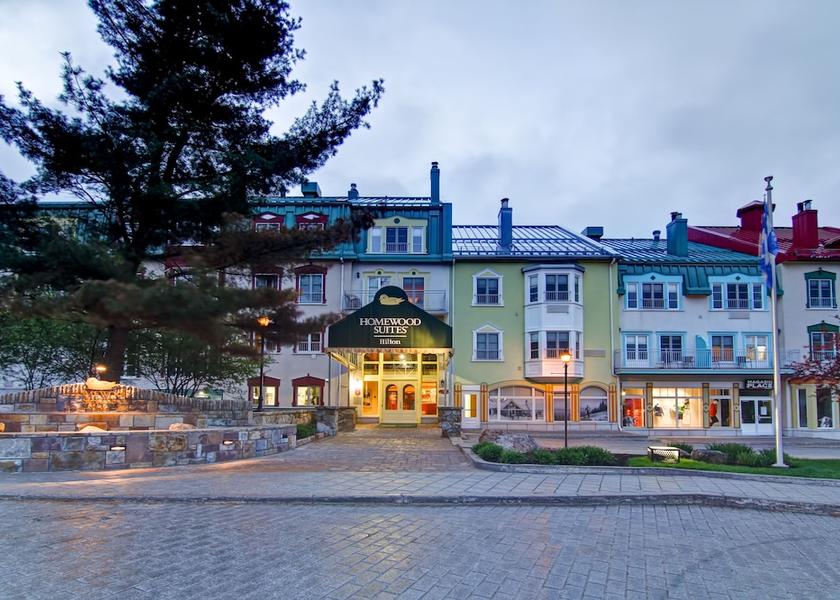 Quebec Mont-Tremblant Front of property