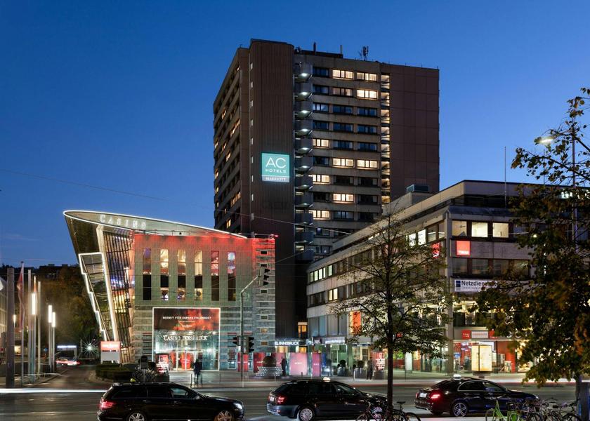 Tyrol Innsbruck Hotel Exterior