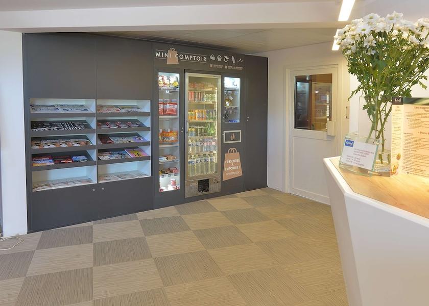 Occitanie Lunel Lobby