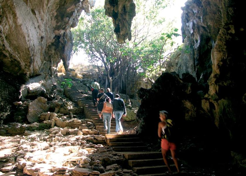  Rodrigues Island Sports Bar