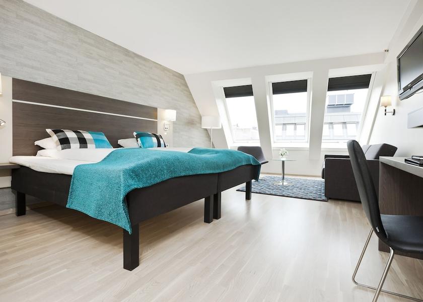  Oslo Room