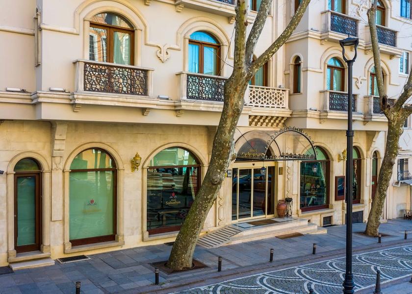 Istanbul Istanbul Property entrance