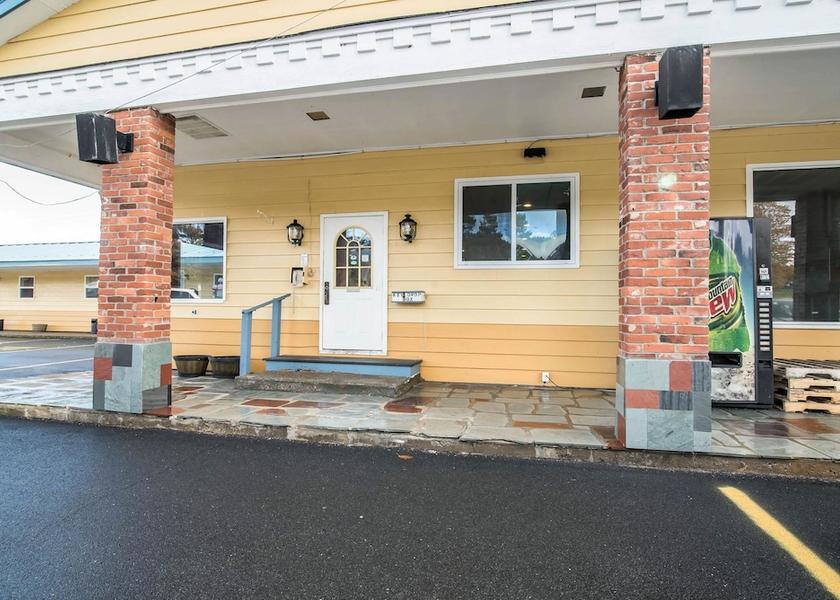 Vermont Bellows Falls Exterior Detail