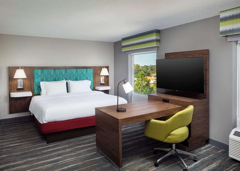 Georgia Savannah Room