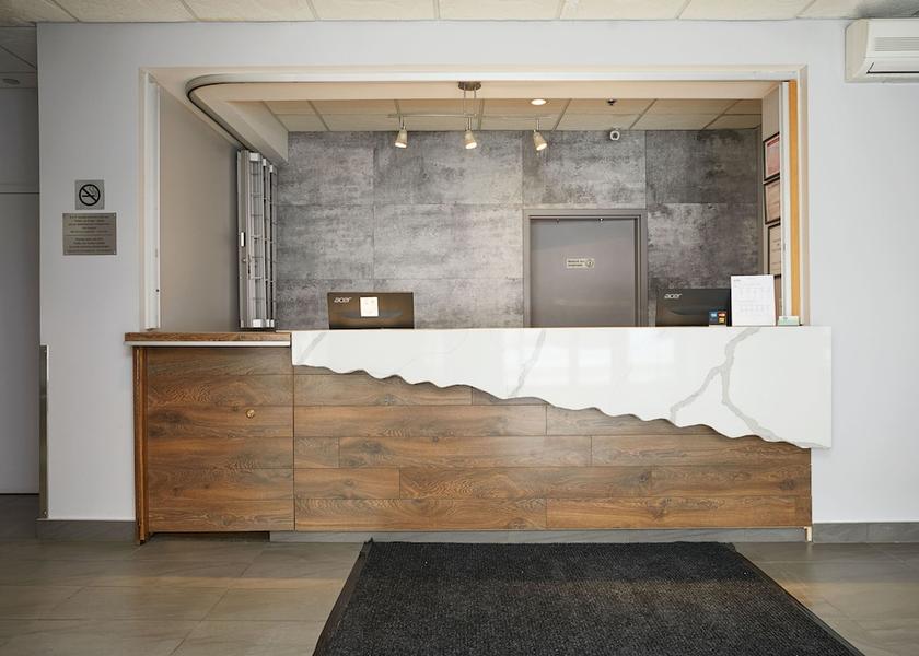 Quebec Montreal Reception