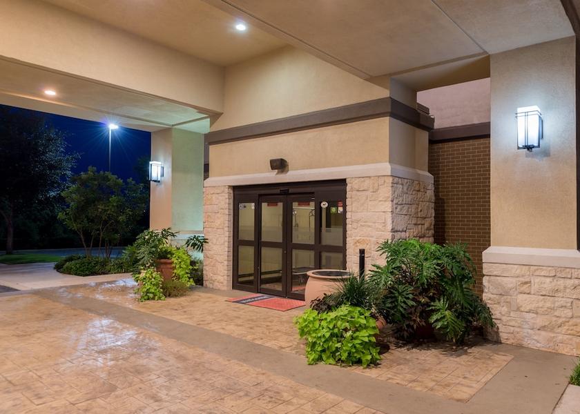 Texas Schertz Entrance