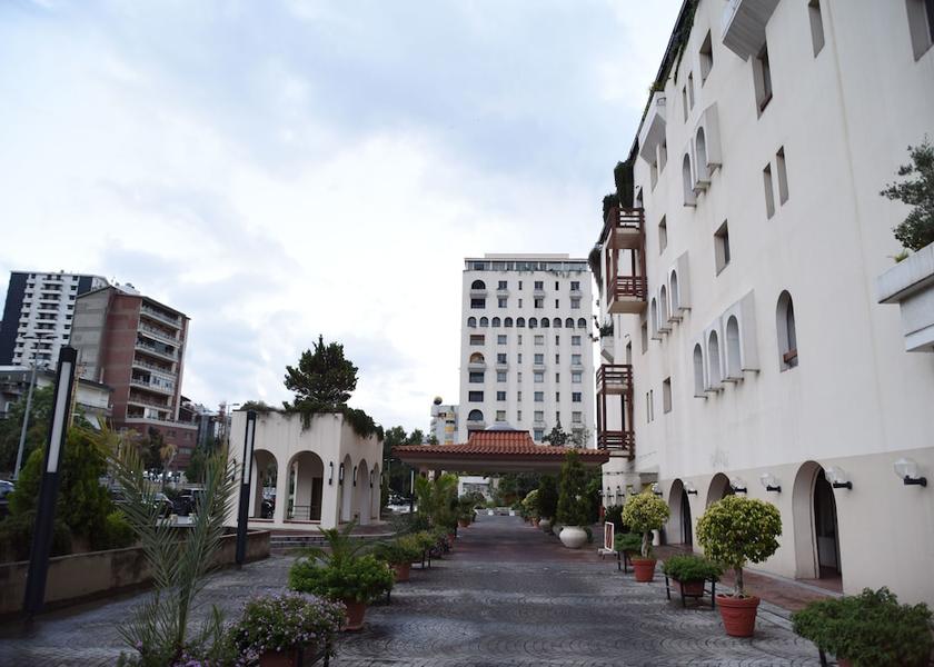 Keserwan-Jbeil Governorate Jounieh Front of property