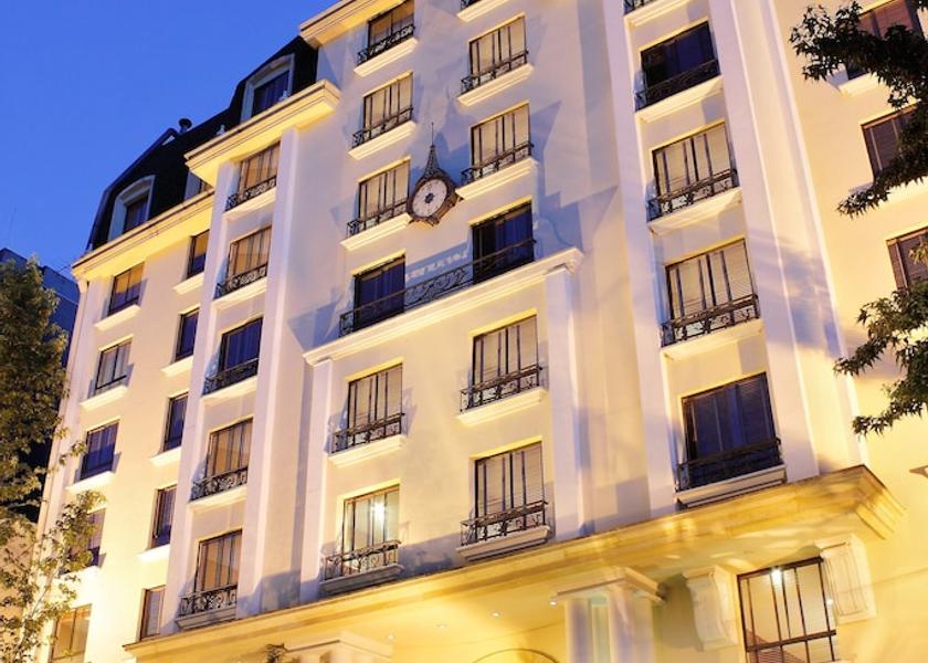 Distrito Capital Bogotá Front of property - evening/night