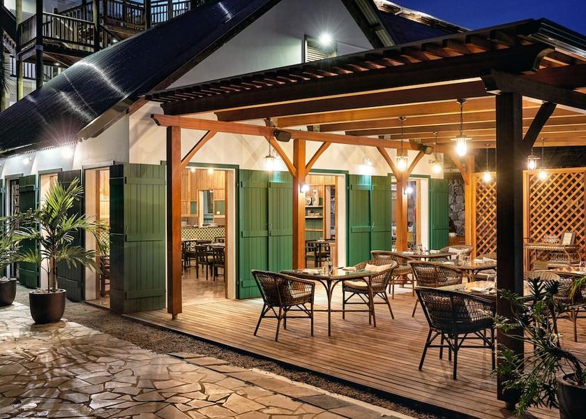  Balaclava Dining