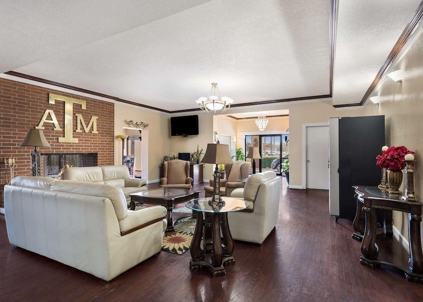 Texas College Station Lobby