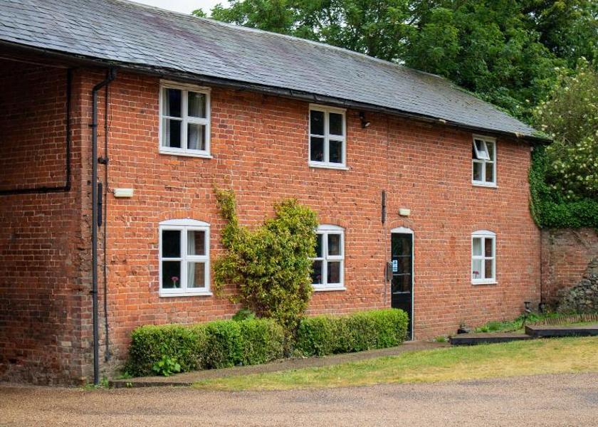 England Diss Hotel Exterior