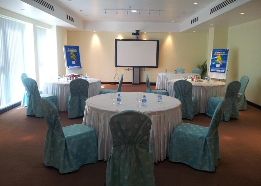  Doha Meeting Room