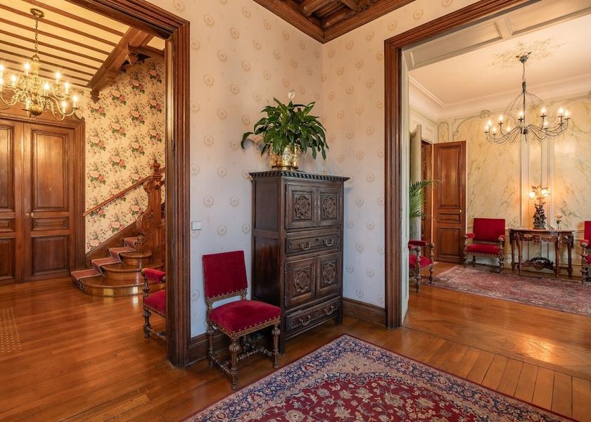 Grand Est Reims Reception