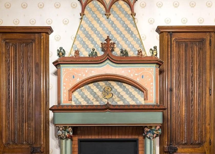 Grand Est Reims Fireplace