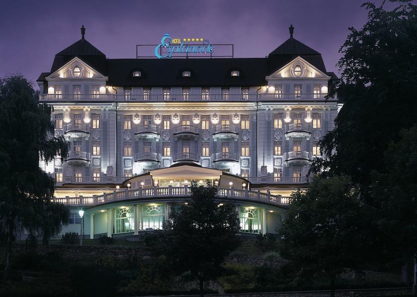 Karlovy Vary (region) Marianske Lazne Exterior Detail
