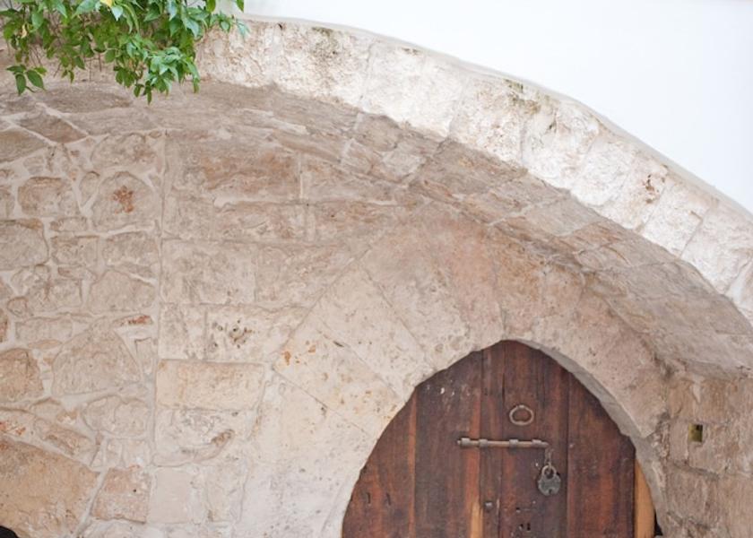 Puglia Conversano Exterior Detail