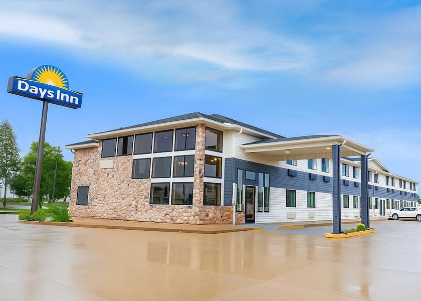 Illinois Morton Exterior Detail