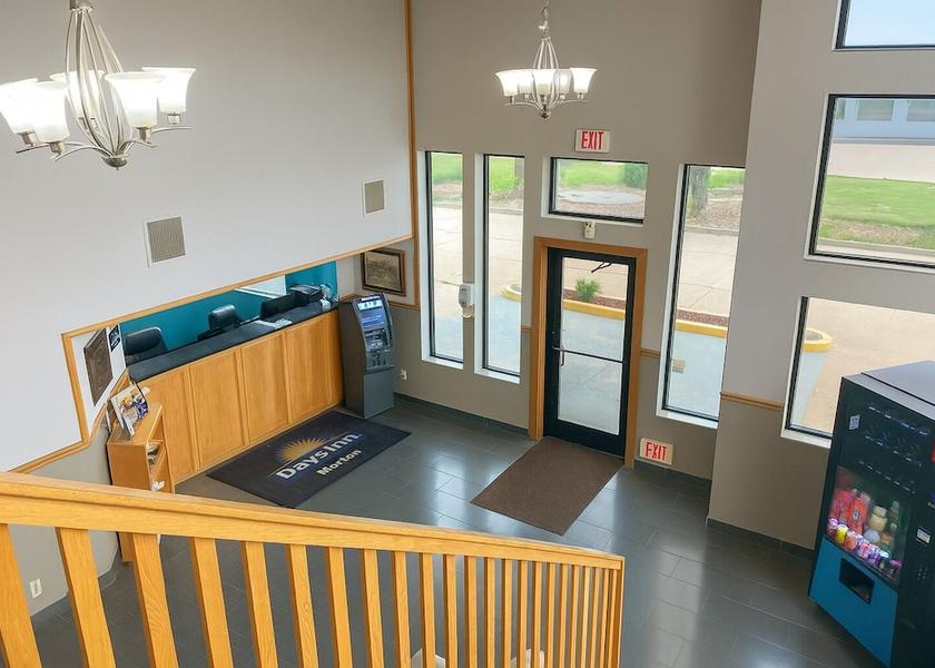 Illinois Morton Lobby