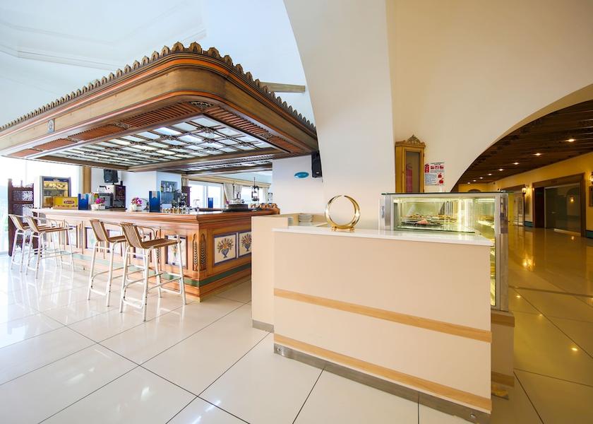 Muğla Bodrum Bar (on property)