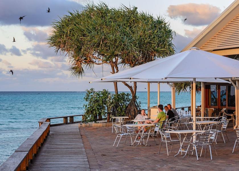 Gladstone Regional Heron Island Dining