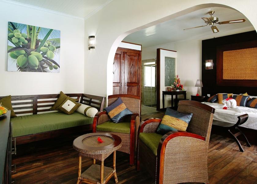  Praslin Island Living room
