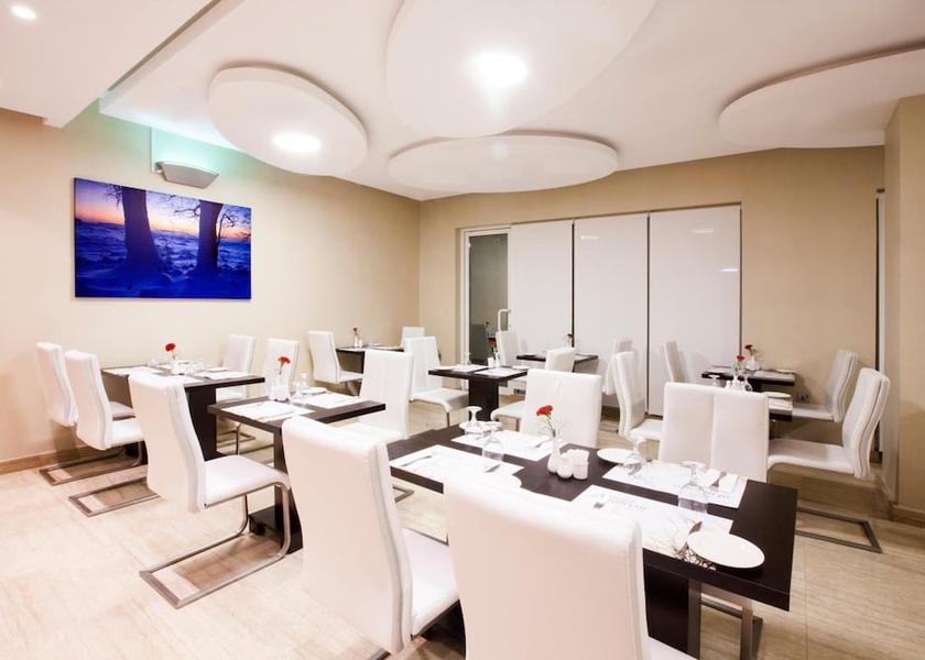 Dubai Dubai Meeting Room