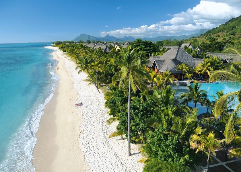 Rivière Noire Le Morne Beach