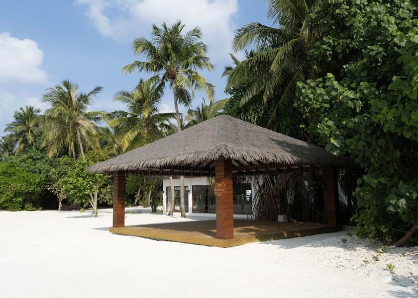 Faadhippolhu Atoll Ookolhufinolhu Yoga Centre