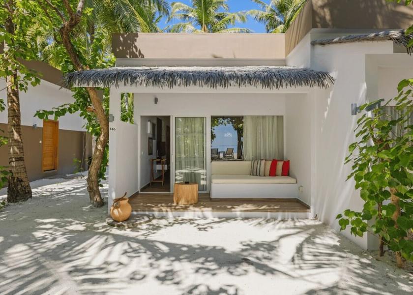 Faadhippolhu Atoll Ookolhufinolhu Exterior Detail